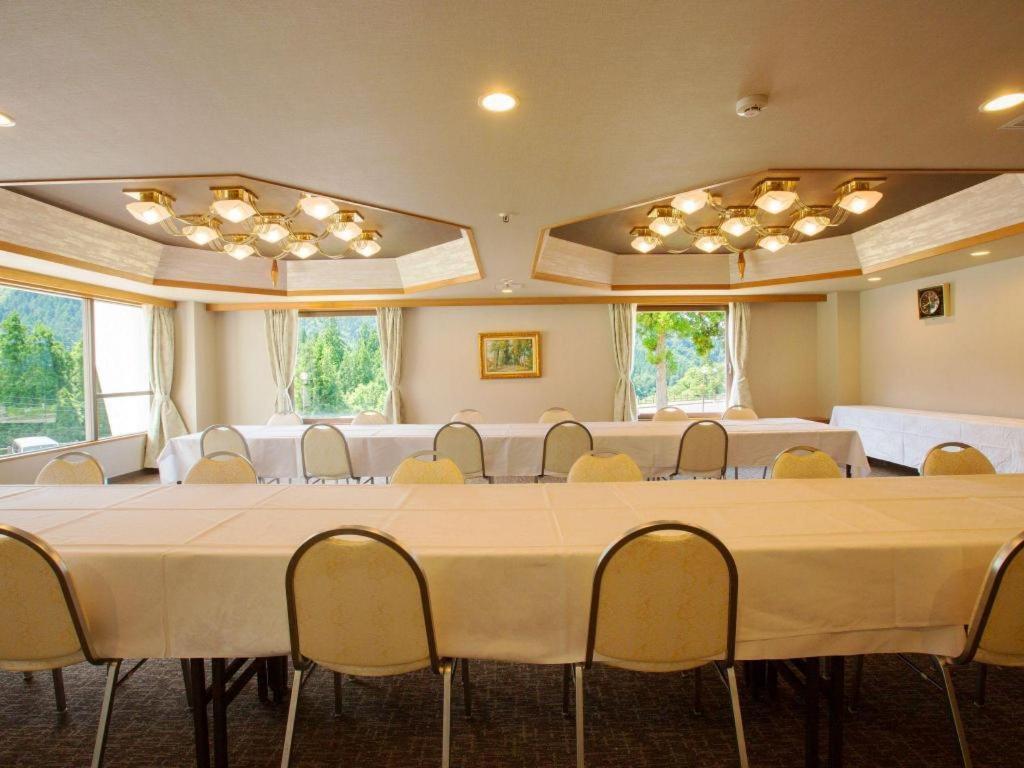 Tateyama Kokusai Hotel Toyama Station Dış mekan fotoğraf